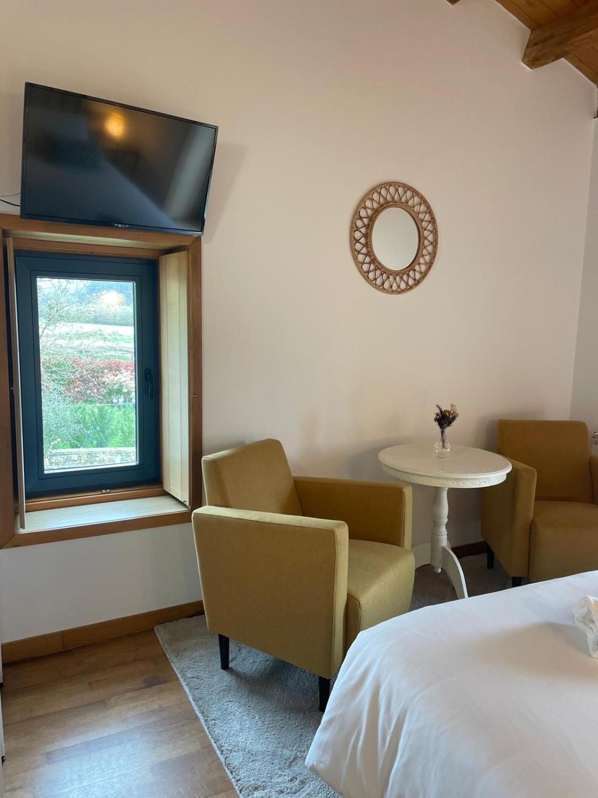 A Ribeira Do Tambre Guest House Troitosende Luaran gambar
