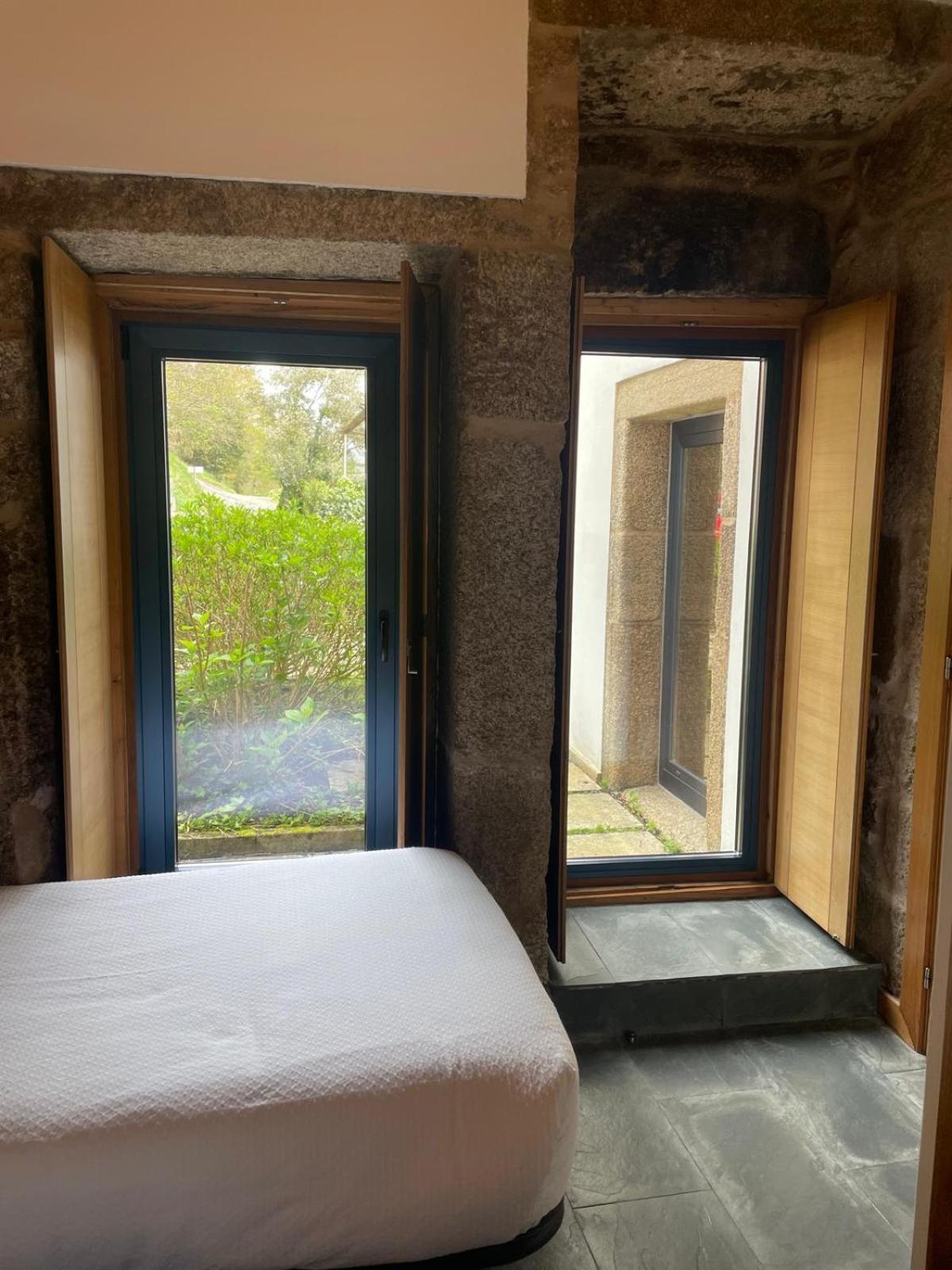 A Ribeira Do Tambre Guest House Troitosende Luaran gambar