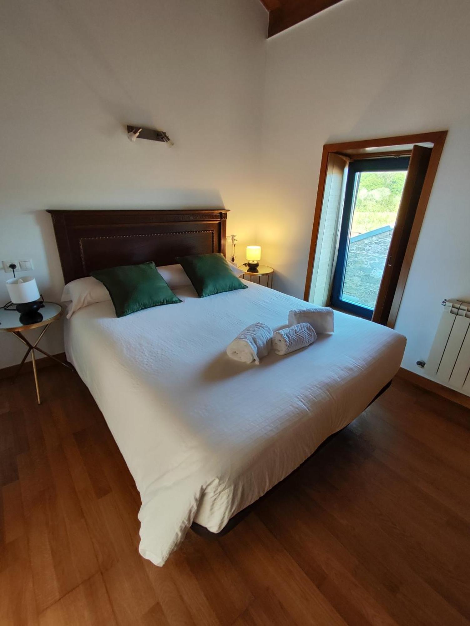 A Ribeira Do Tambre Guest House Troitosende Luaran gambar